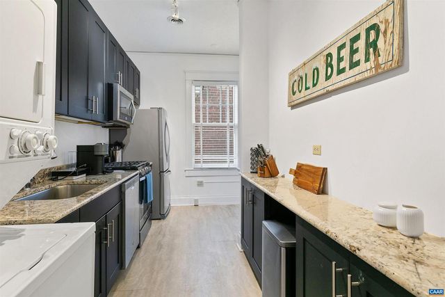 403 ALTAMONT CIR, Charlottesville, VA 22902