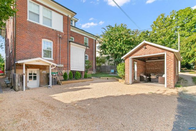 403 ALTAMONT CIR, Charlottesville, VA 22902