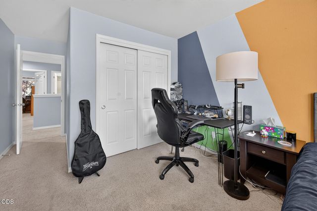 61042 Chamomile Place, Bend, OR 97702