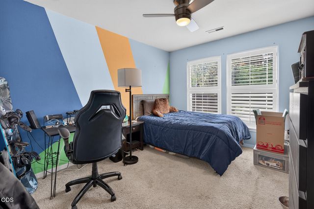 61042 Chamomile Place, Bend, OR 97702
