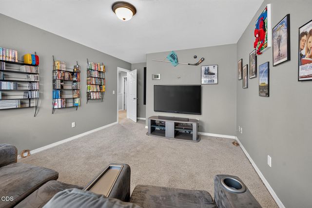 61042 Chamomile Place, Bend, OR 97702