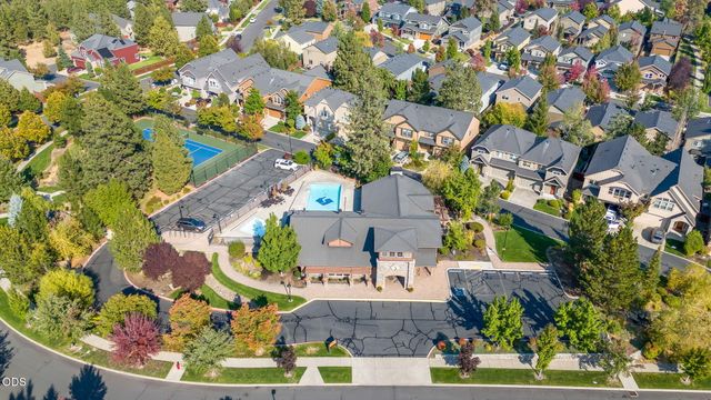 61042 Chamomile Place, Bend, OR 97702