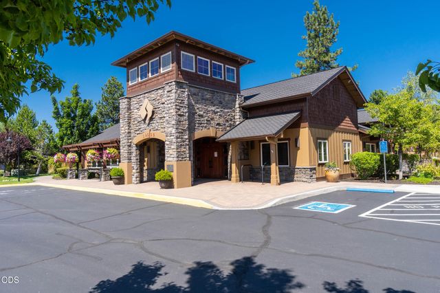 61042 Chamomile Place, Bend, OR 97702