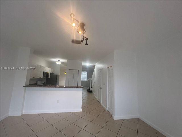 9323 SW 227th St 3-5, Cutler Bay, FL 33190
