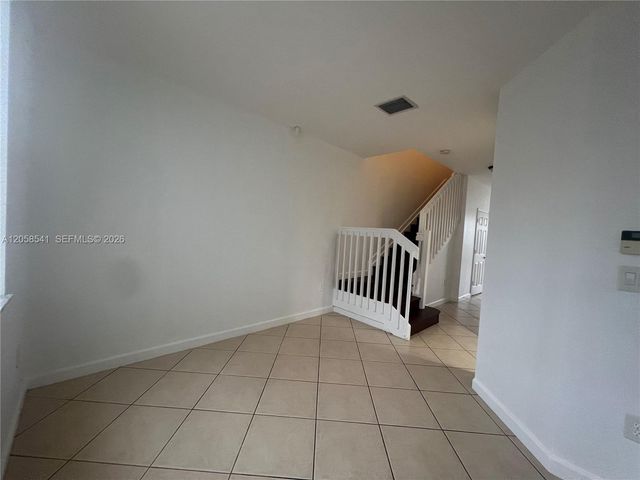9323 SW 227th St 3-5, Cutler Bay, FL 33190
