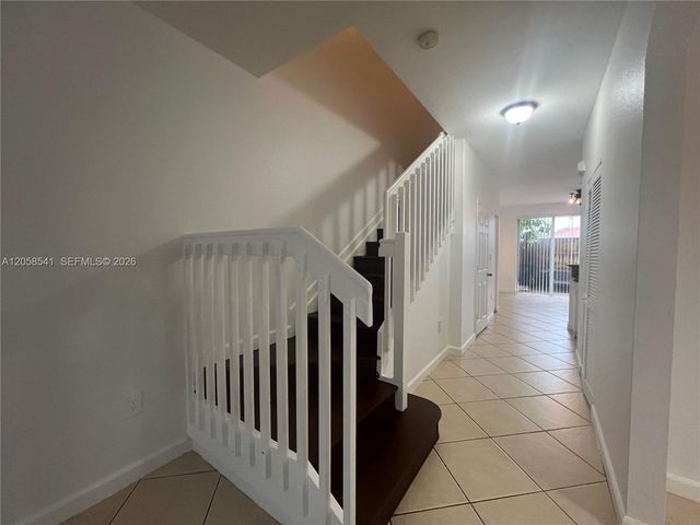 9323 SW 227th St 3-5, Cutler Bay, FL 33190