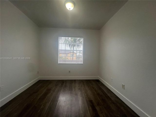 9323 SW 227th St 3-5, Cutler Bay, FL 33190