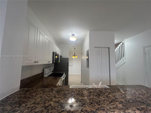 9323 SW 227th St 3-5, Cutler Bay, FL 33190