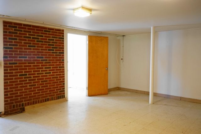 2901 Neil DR, Roanoke, VA 24019
