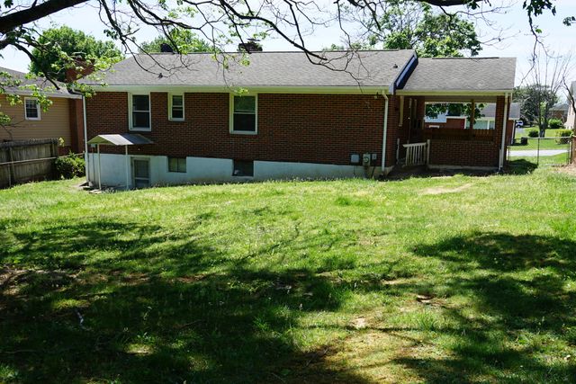 2901 Neil DR, Roanoke, VA 24019