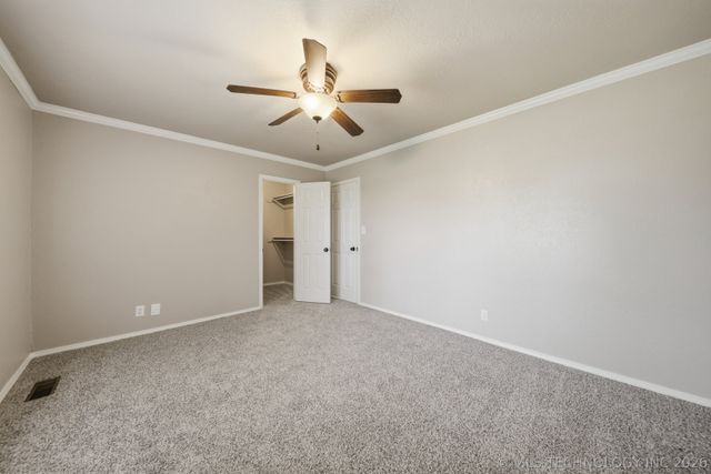 1915 W Taft Avenue, Sapulpa, OK 74067