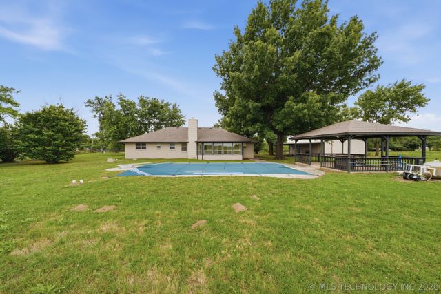 1915 W Taft Avenue, Sapulpa, OK 74067