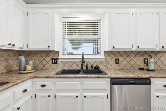 1915 W Taft Avenue, Sapulpa, OK 74067