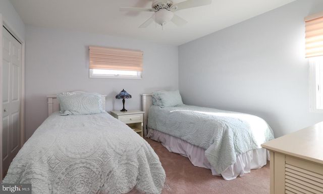 5 W 20TH ST, Long Beach, NJ 08008