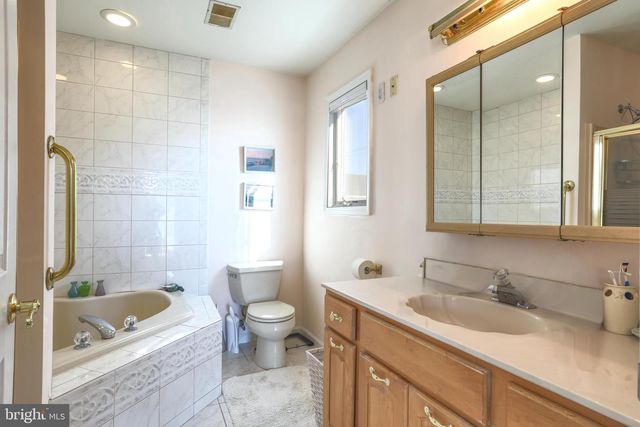 5 W 20TH ST, Long Beach, NJ 08008