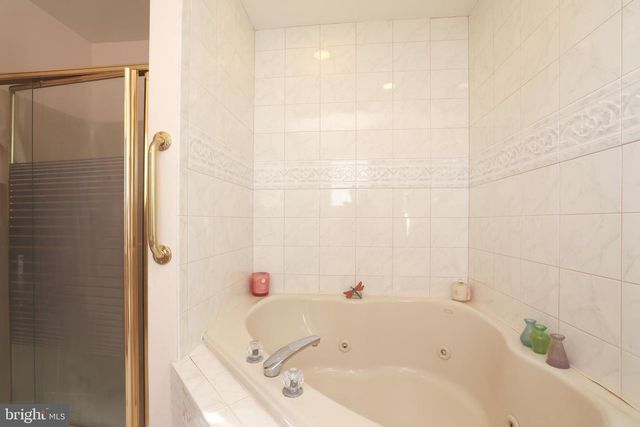 5 W 20TH ST, Long Beach, NJ 08008