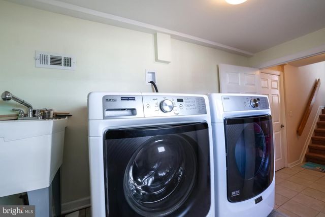 5 W 20TH ST, Long Beach, NJ 08008