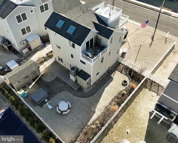 5 W 20TH ST, Long Beach, NJ 08008