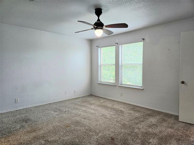 161 Beech DR, Kyle, TX 78640