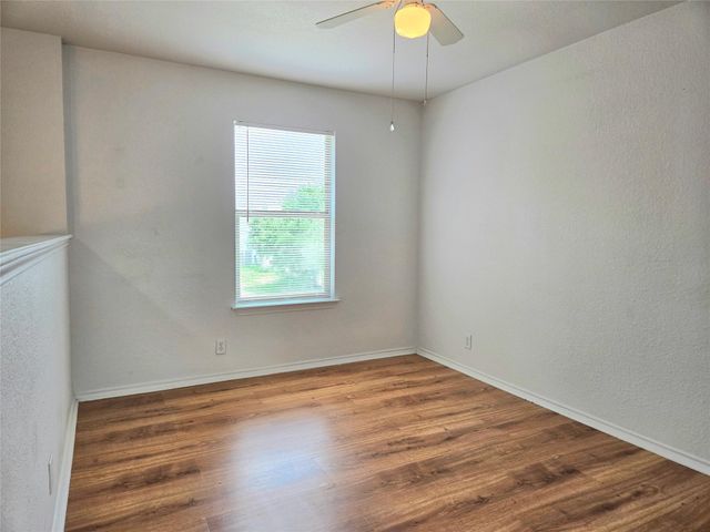 161 Beech DR, Kyle, TX 78640