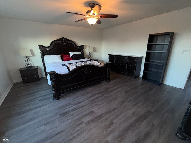 948 Brookshire Drive, Franklin, IN 46131
