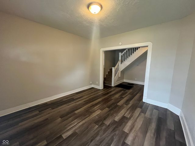 2114 Woodlawn Avenue, Indianapolis, IN 46203