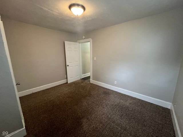 2114 Woodlawn Avenue, Indianapolis, IN 46203