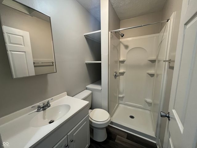 2114 Woodlawn Avenue, Indianapolis, IN 46203