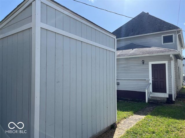 2114 Woodlawn Avenue, Indianapolis, IN 46203