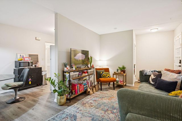 3513 Emerson Avenue S, Minneapolis, MN 55408