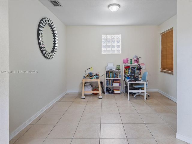 4401 NW 113th Ct, Doral, FL 33178
