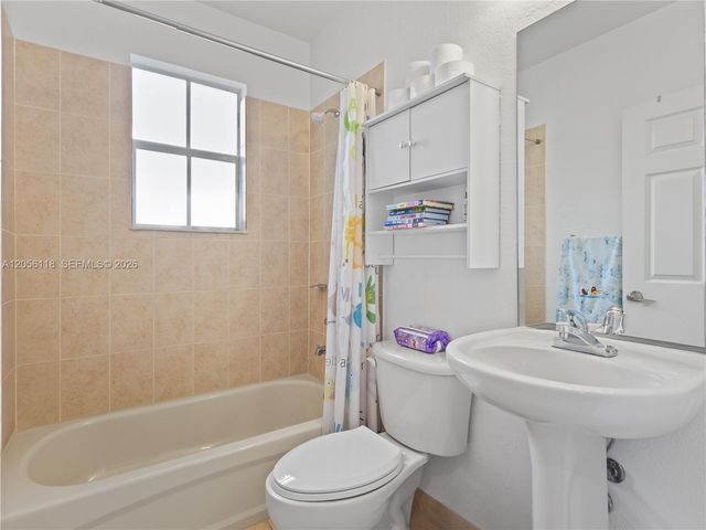 4401 NW 113th Ct, Doral, FL 33178