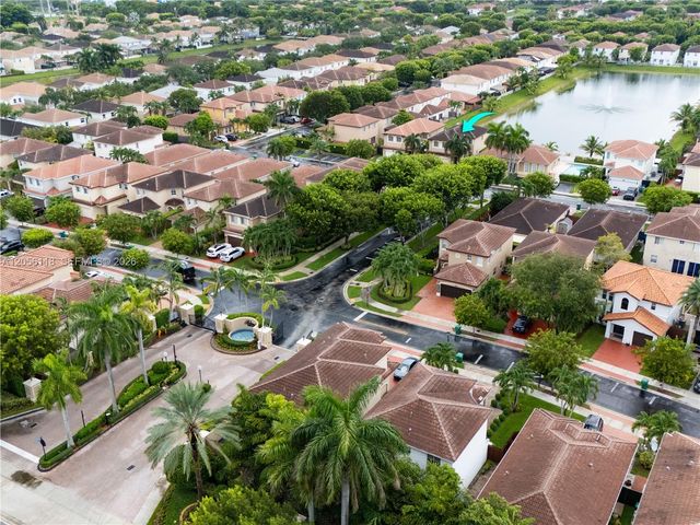 4401 NW 113th Ct, Doral, FL 33178