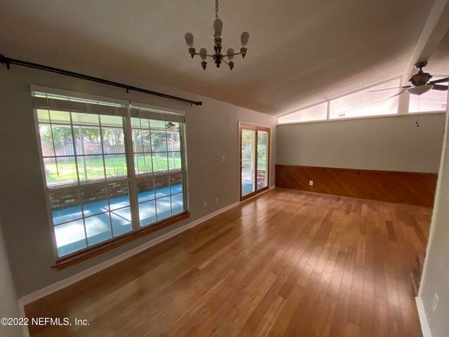 1301 KINGS Road, Neptune Beach, FL 32266