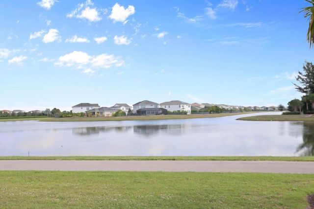 4616 Longwood Lake Square, Westlake, FL 33470