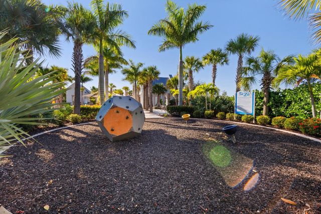 4616 Longwood Lake Square, Westlake, FL 33470