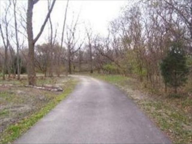 7001 Foxfire Drive, Crystal Lake, IL 60012