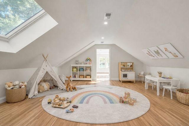 510 Common St, Walpole, MA 02081