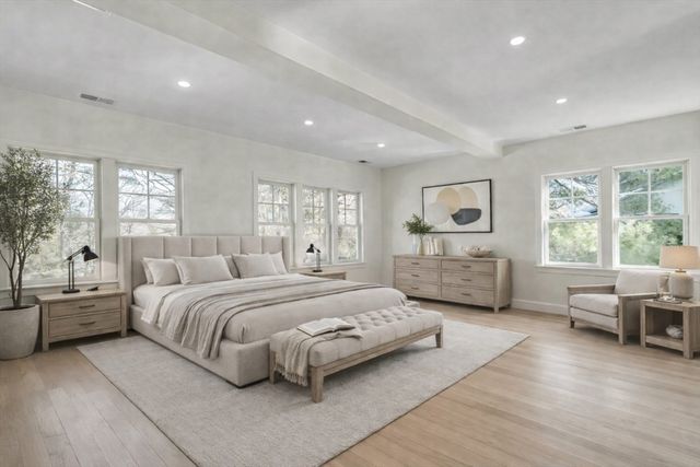 510 Common St, Walpole, MA 02081