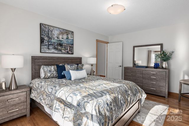 125 Buffalo Trail, Asheville, NC 28805