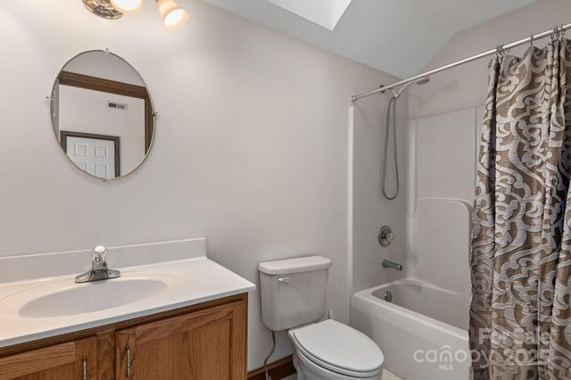 125 Buffalo Trail, Asheville, NC 28805