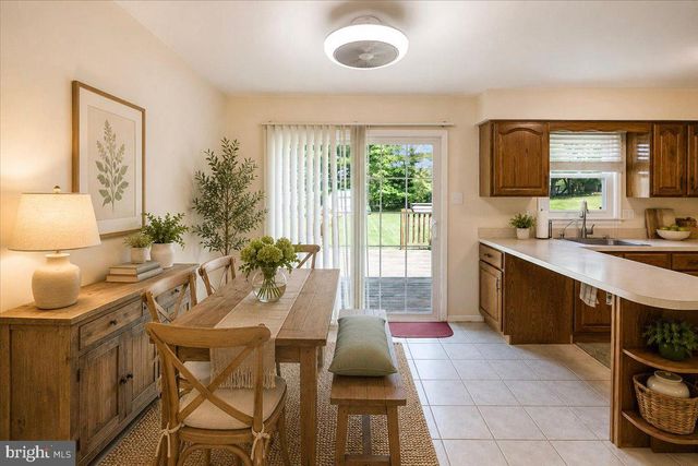 1629 SAINT PAUL ST, Hampstead, MD 21074