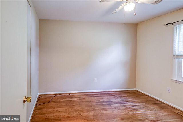 1629 SAINT PAUL ST, Hampstead, MD 21074