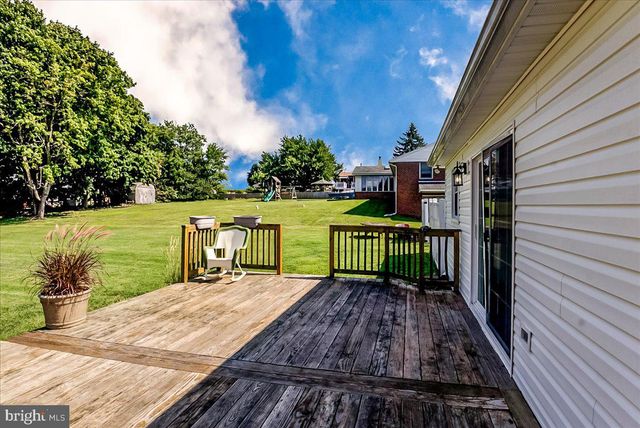 1629 SAINT PAUL ST, Hampstead, MD 21074