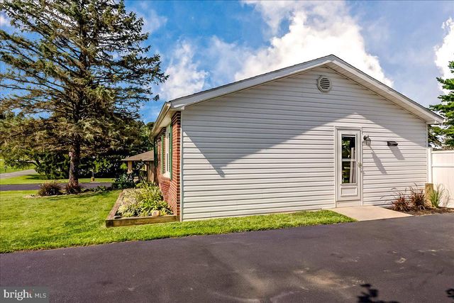 1629 SAINT PAUL ST, Hampstead, MD 21074