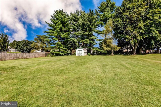 1629 SAINT PAUL ST, Hampstead, MD 21074