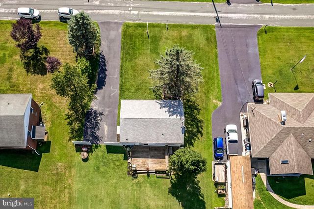 1629 SAINT PAUL ST, Hampstead, MD 21074