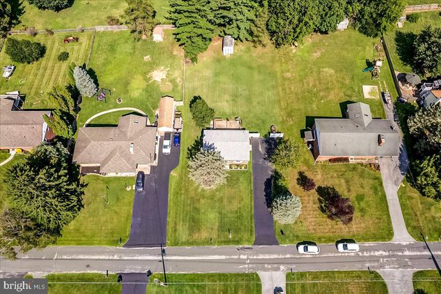 1629 SAINT PAUL ST, Hampstead, MD 21074