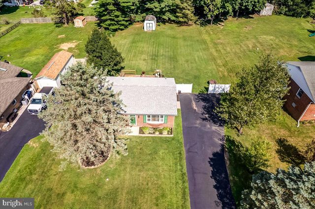 1629 SAINT PAUL ST, Hampstead, MD 21074