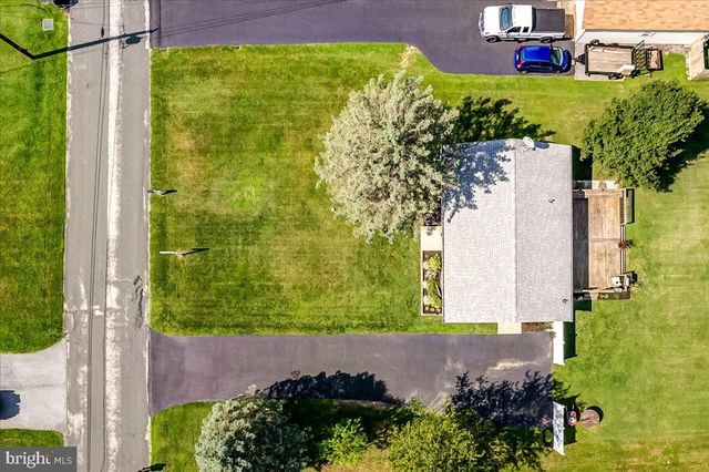 1629 SAINT PAUL ST, Hampstead, MD 21074